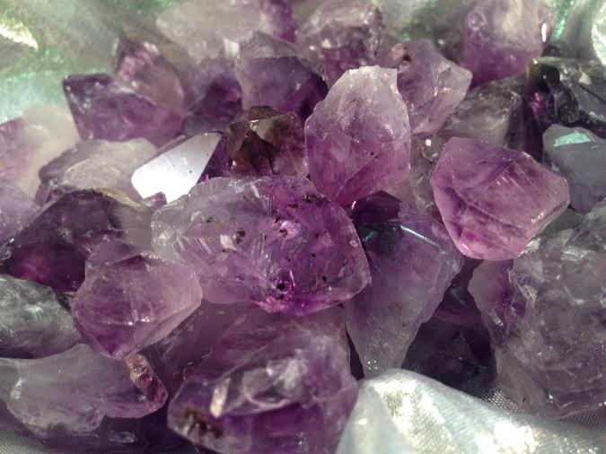 Premium Small Amethyst Points - The Boundary Stone for creating peace