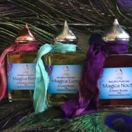 Three Magicas perfume fragrance collection