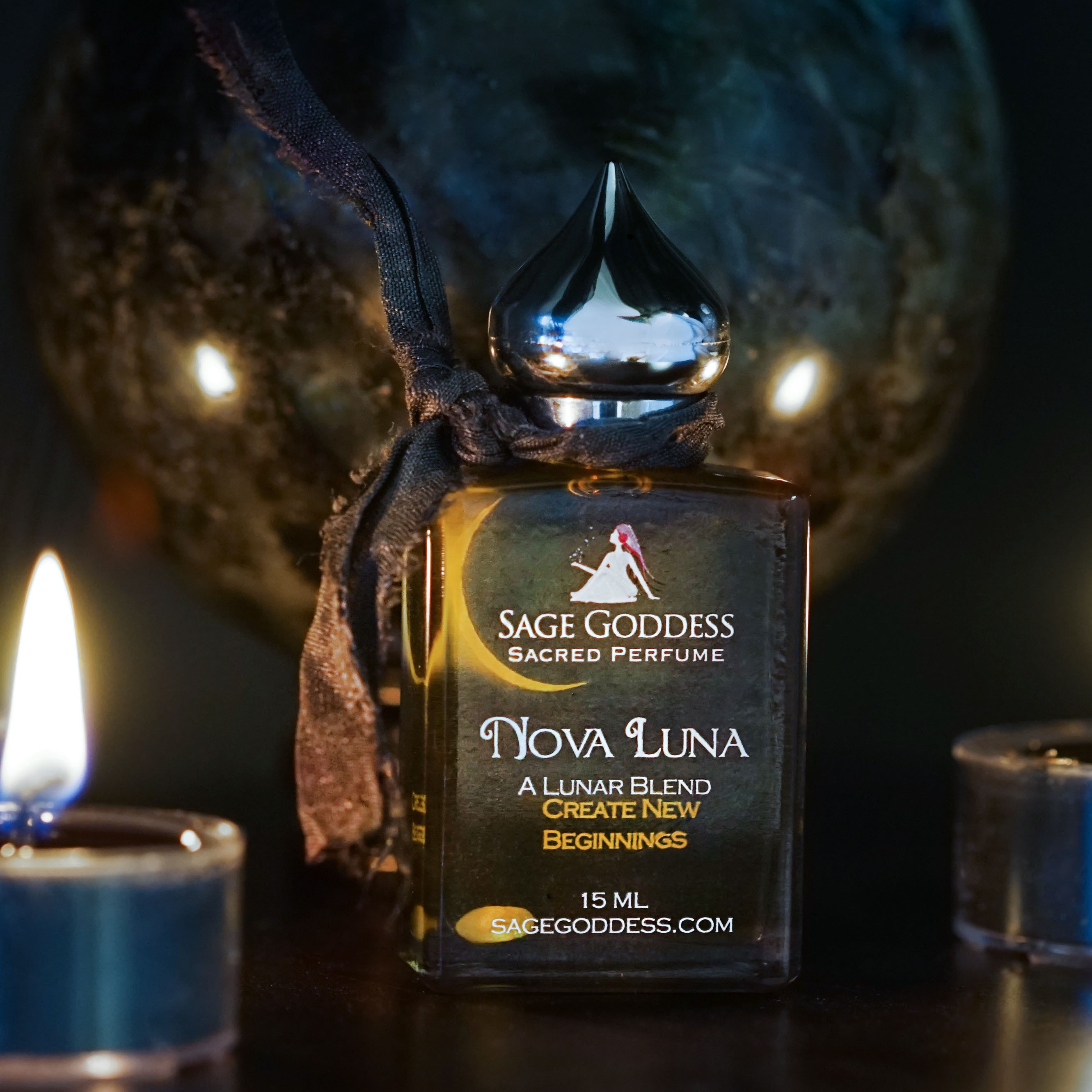 Nova Luna Perfume for anointing during new moon rituals