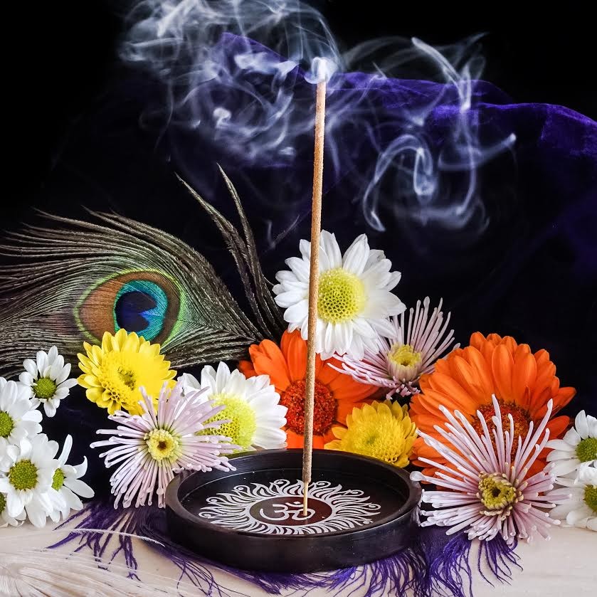 om incense plate