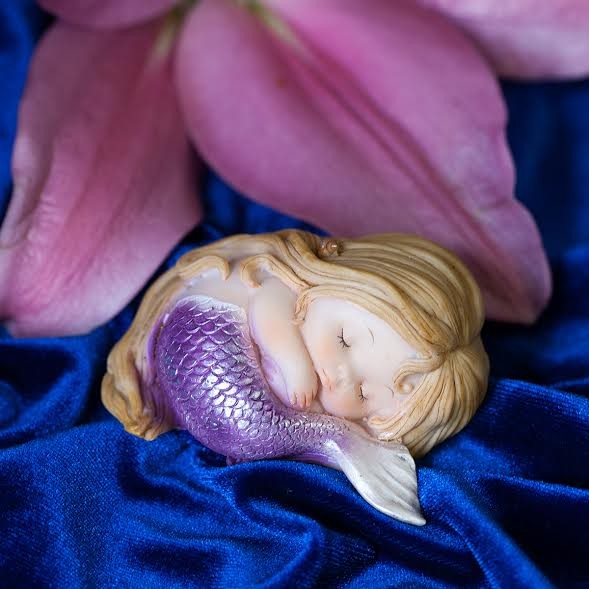 sleeping mermaid