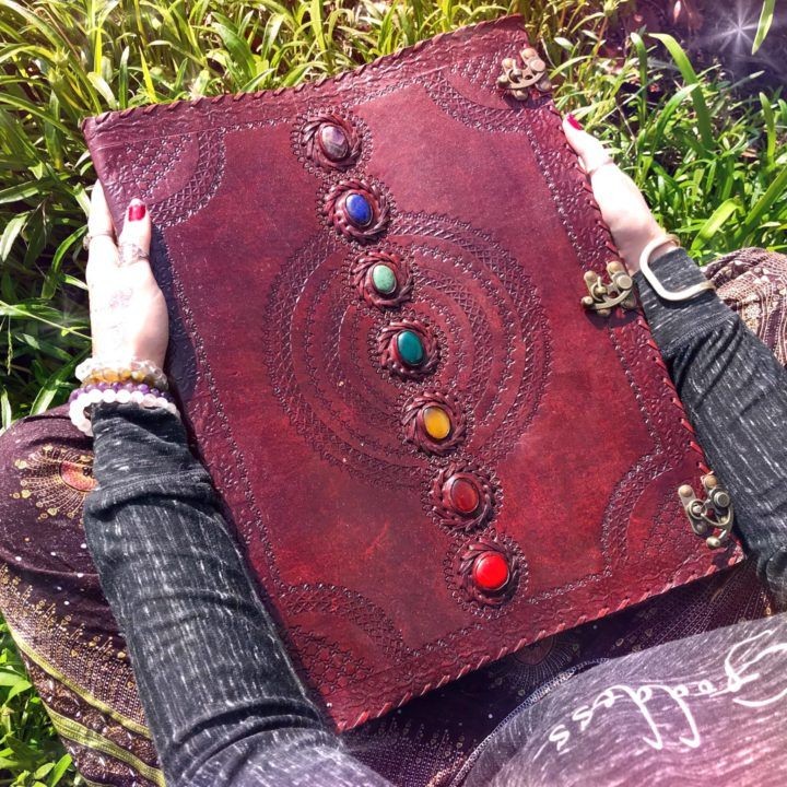 Chakra_Leather_Journals_1of5_11_21