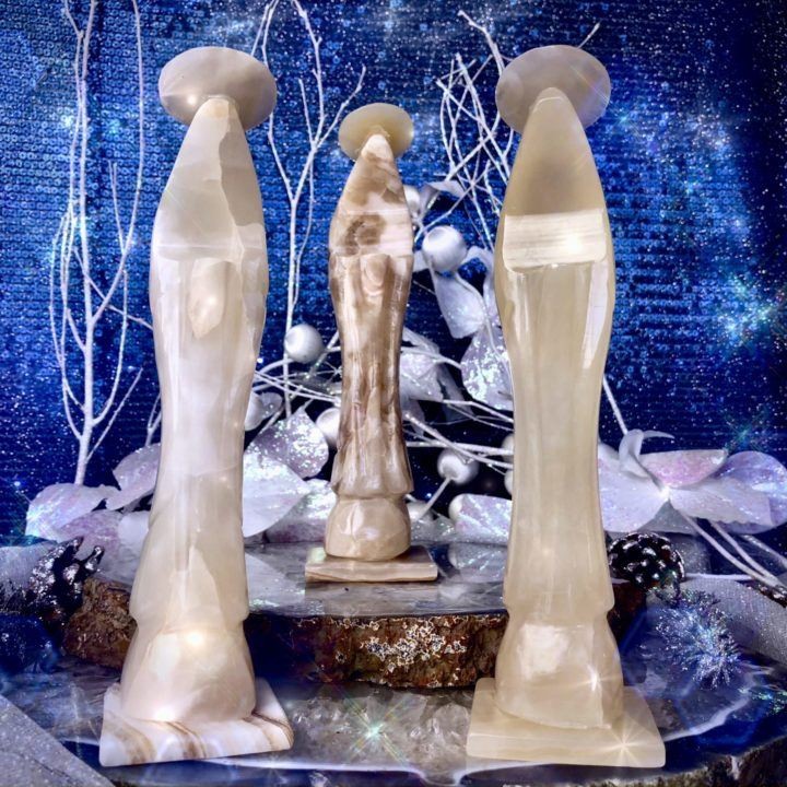 Mother_Mary_Onyx_Statues_3of3_11_21