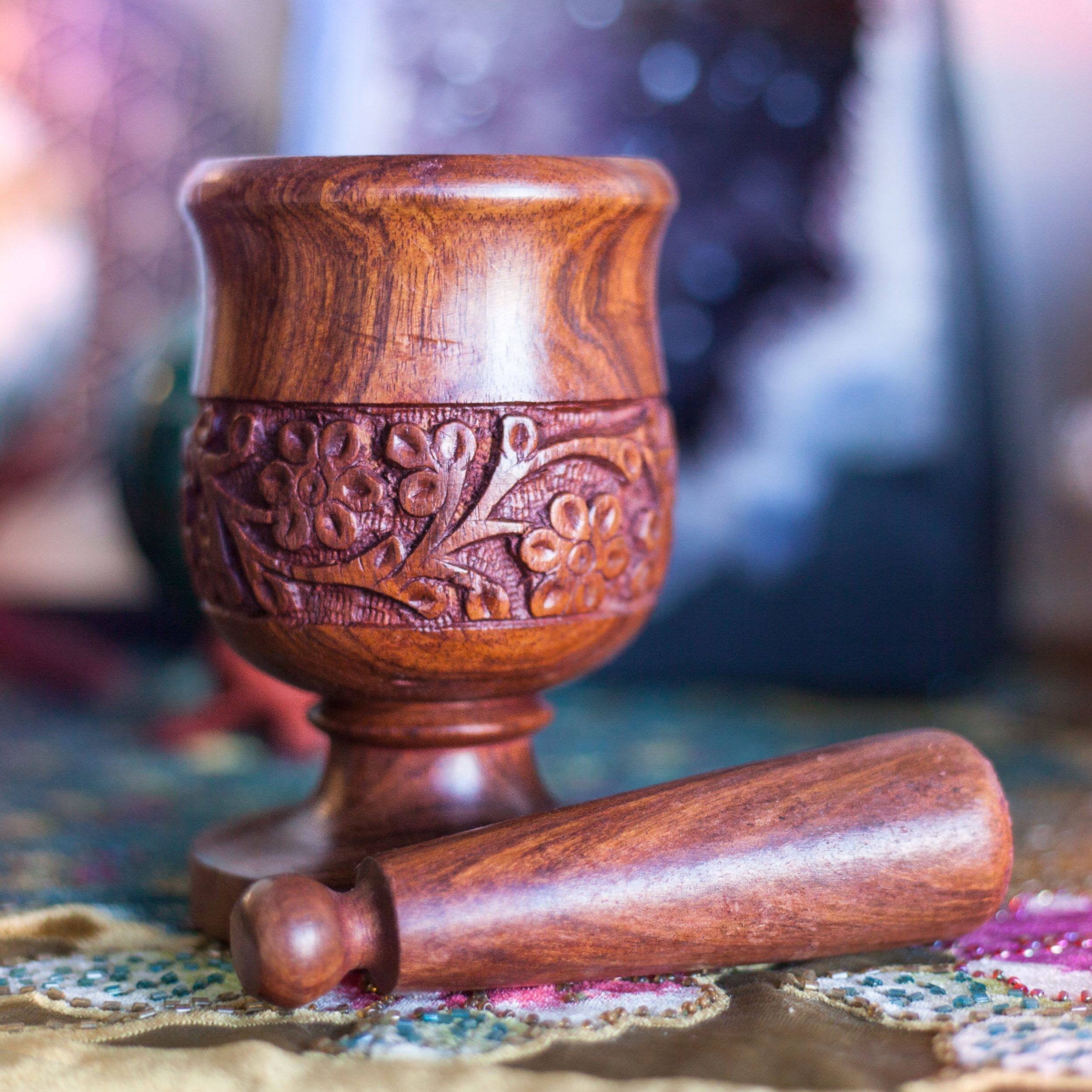 Wooden_Carved_Mortar_and_Pestle_2of3_11_6