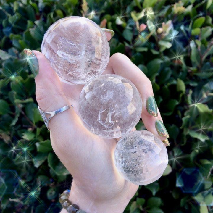 Faceted_Clear_Quartz_Amplification_Sphere_with_Intutitvely_chosen_Perfume_DD_2of3_12_5
