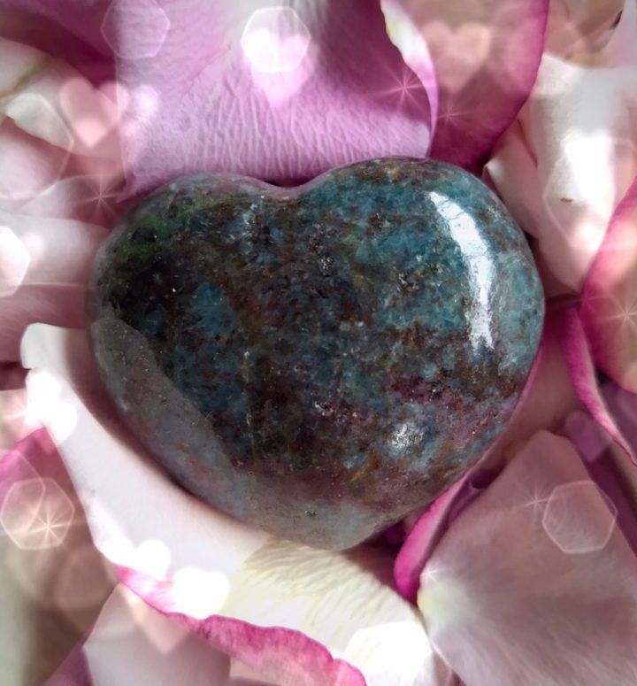 Alignment_in_Love_Ruby_Kyanite_Heart_3of3_1_11