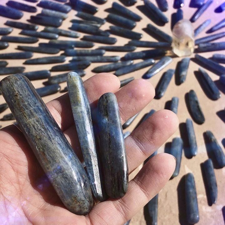 Tumbled_Blue_Kyanite_Wands_2of5