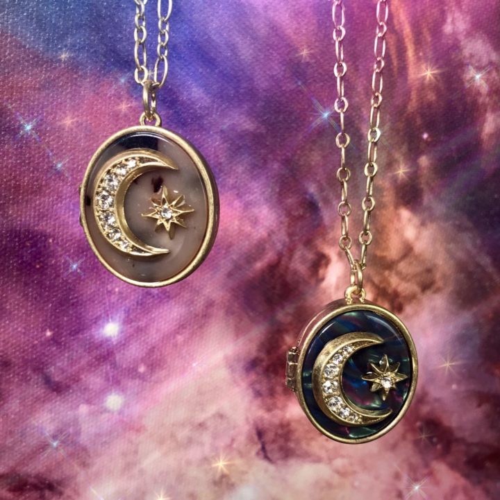 Moon_Love_Lockets_3of3_4_6