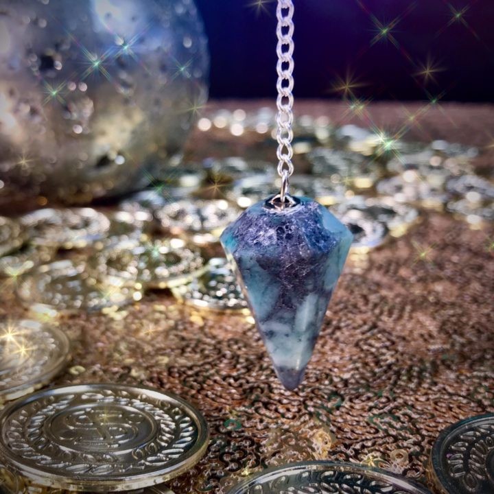 Prosperity_Guidance_Emerald_Pendulums_3of3_5_1