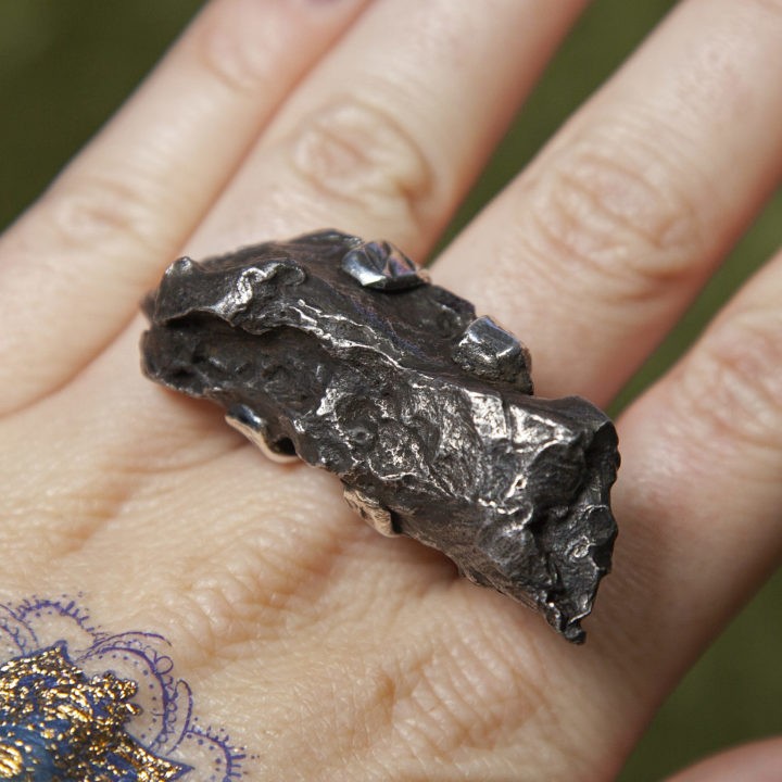 Mega Meteorite Ring