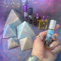 Trolleite Manifestation Pyramids with Intuitively Chosen Third Eye Perfume