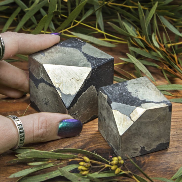 Healers Gold Corner Cut Cube