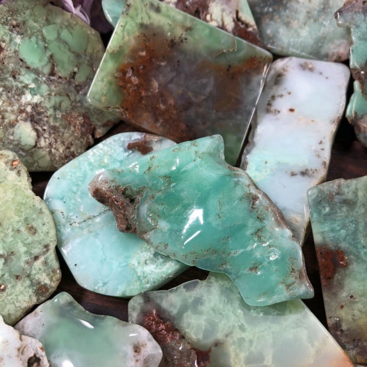 Chrysoprase Bra Stone