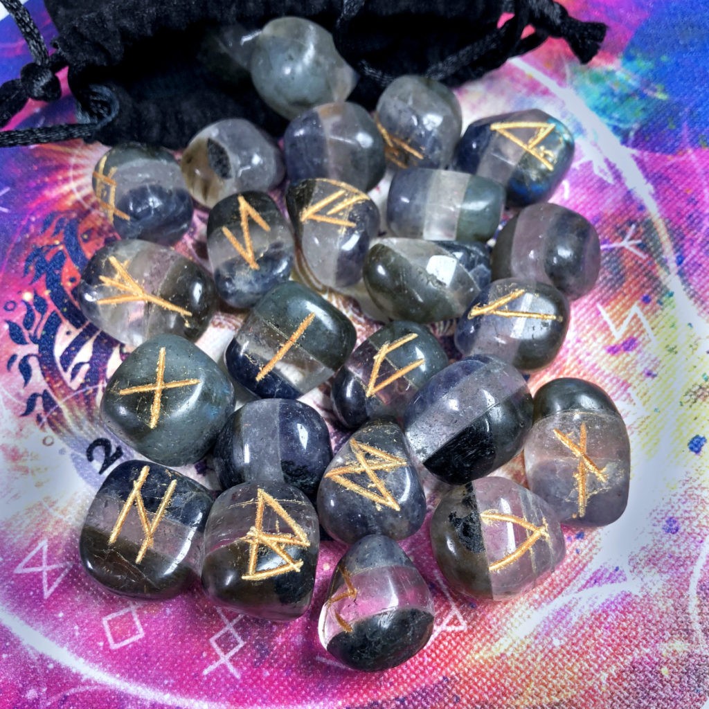 New Moon Divination Magic: Rune Set for ritual with Athena
