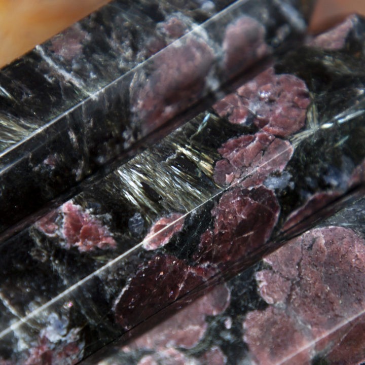 Arfvedsonite with Garnet Grounded Manifestation Generator