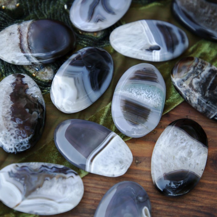 Black and White Agate Palm Stone