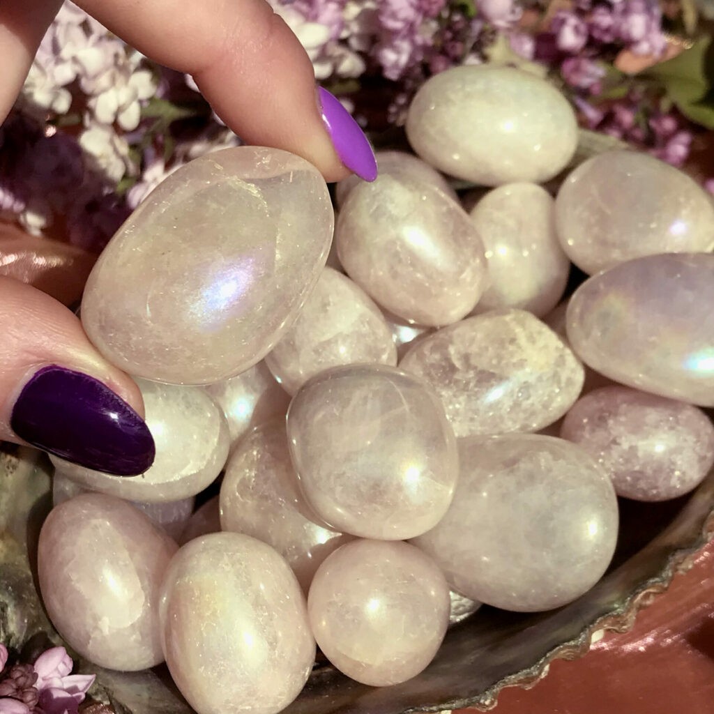 Sage Goddess Angel Aura Rose Quartz: Small Tumbled to attract love