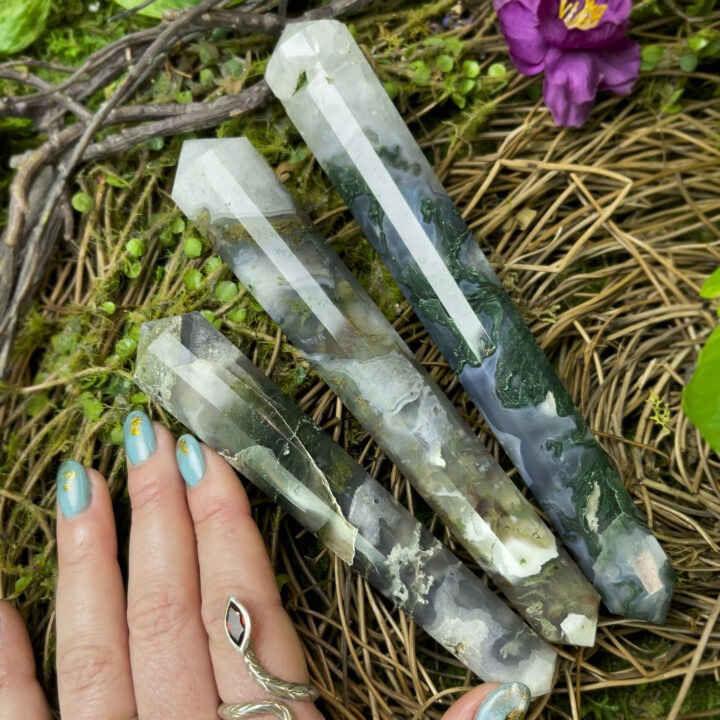Complete the Cycle of Healing Green Moss Agate Vogel
