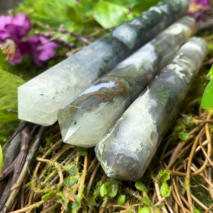 Complete the Cycle of Healing Green Moss Agate Vogel