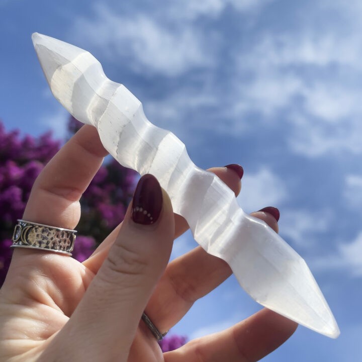 Circle Opening Double Terminated Selenite Wand