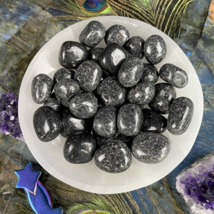 Tumbled Nuummite