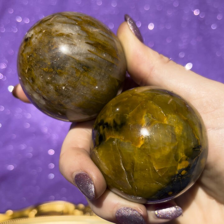 Nellite Sphere