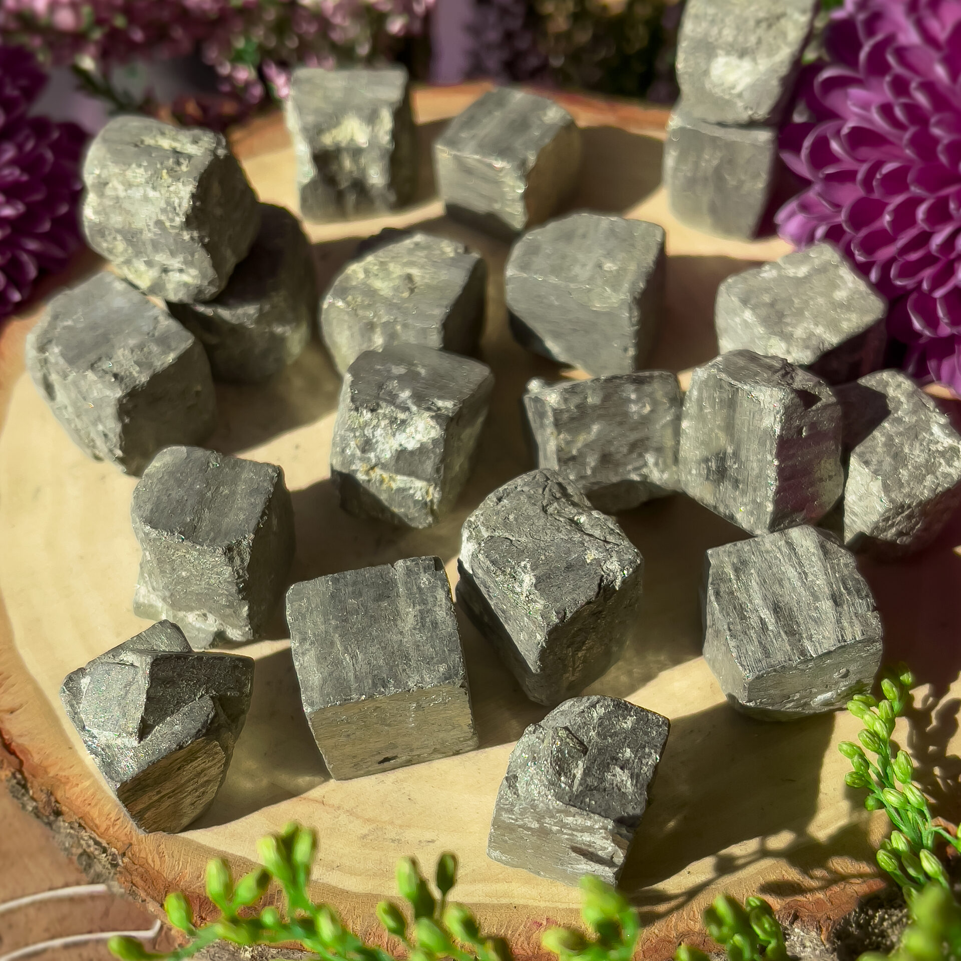 Healing Crystals PYRITE Cubes Housewarming Gift Sacred Geometry E0340 