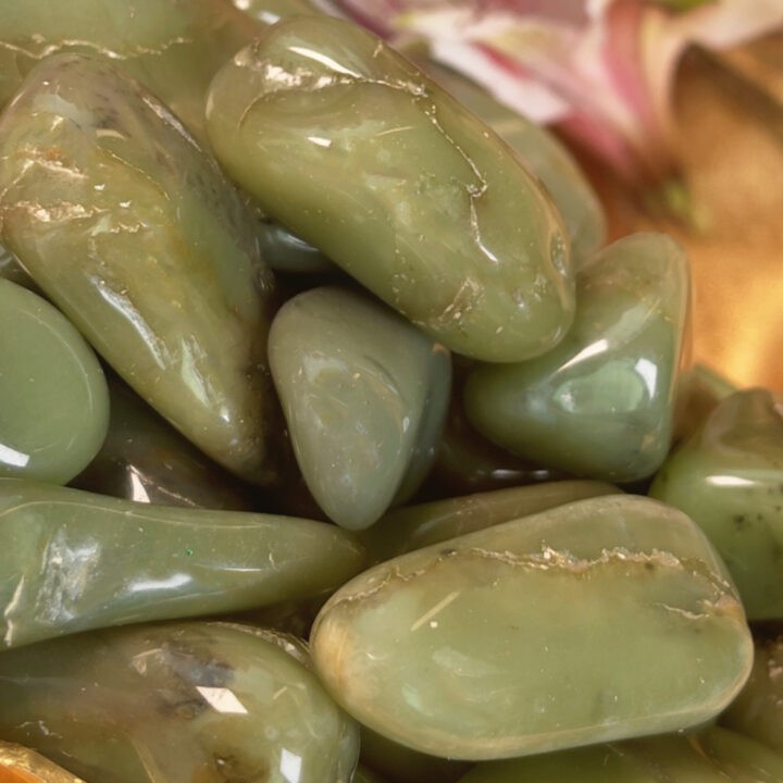 Tumbled Green Chalcedony