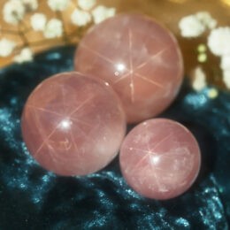Mini Star Rose Quartz Sphere