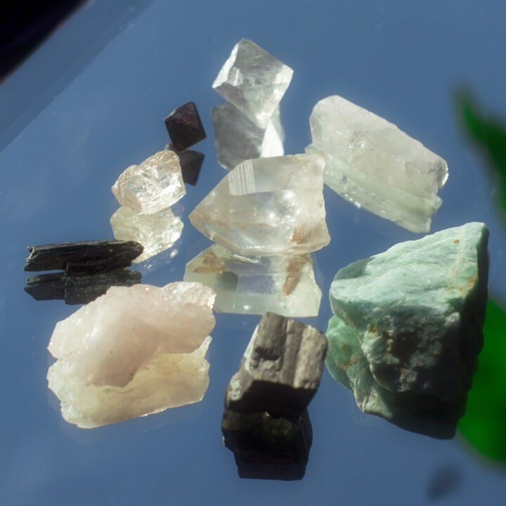 Athena's Crystal Secrets Crystal Structure Gem Set