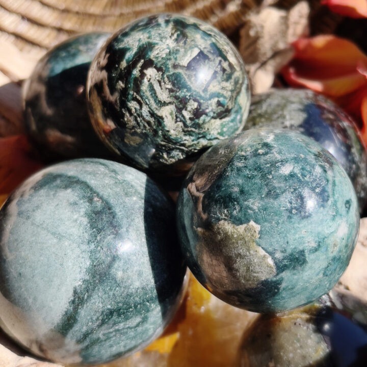 Heal and Protect Doreng Java Agate Sphere