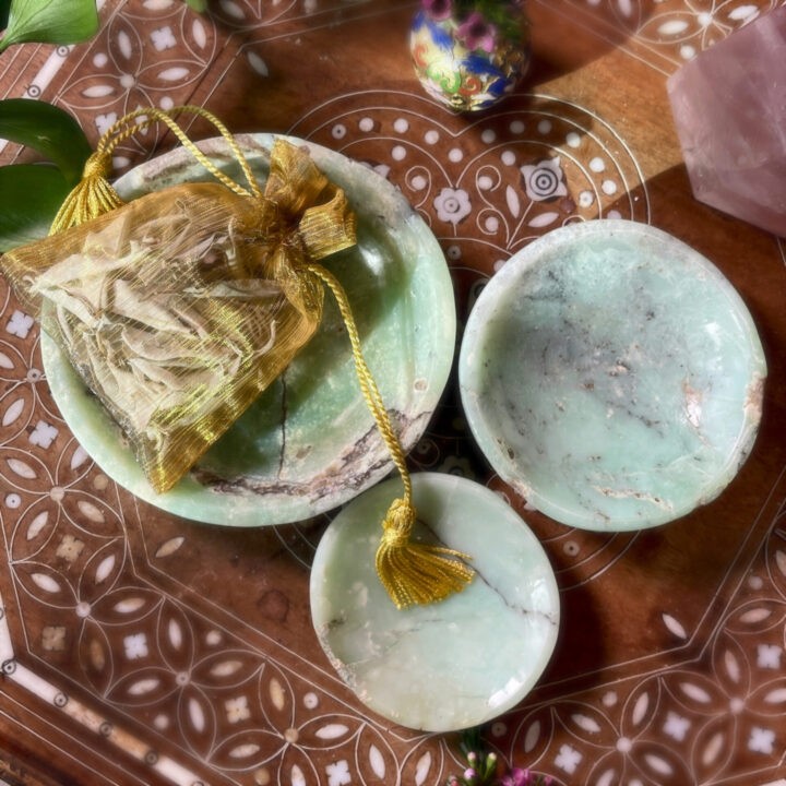 Peace and Love Chrysoprase Bowl with Clearing White Sage