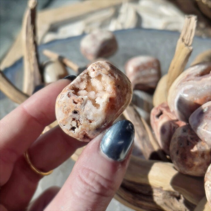 Tumbled Pink Lace Agate