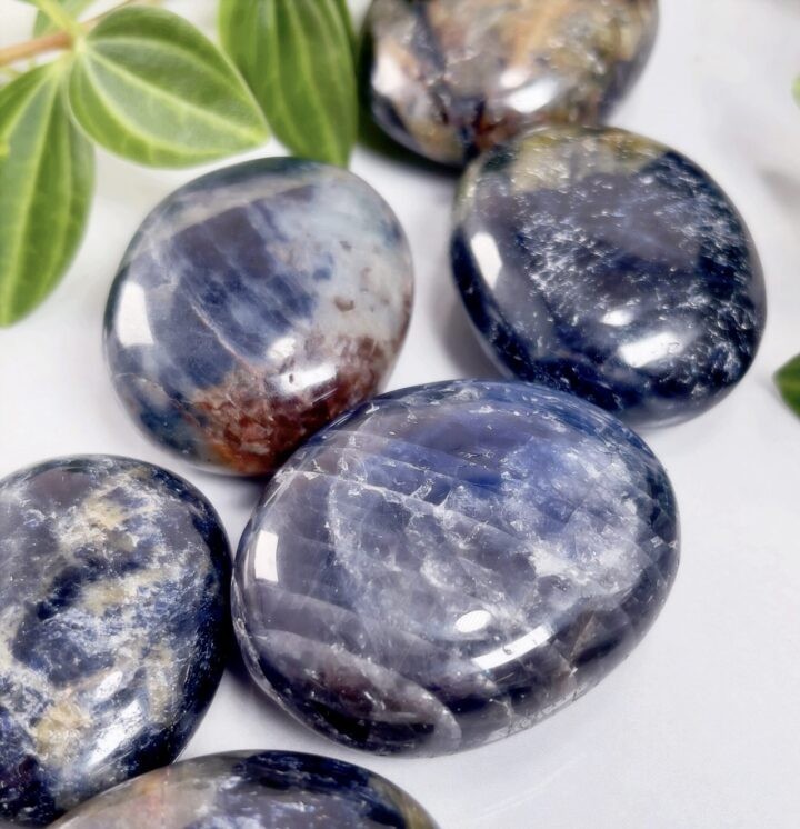 Channel_Wisdom_Blue_Sapphire_Palm_Stone_DD_1of3