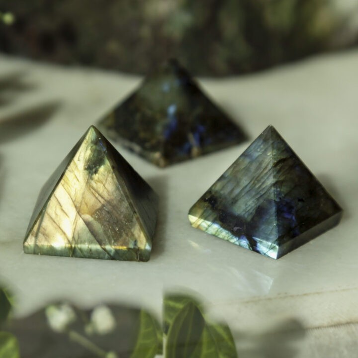 Mini Labradorite New Moon Magic Pyramid