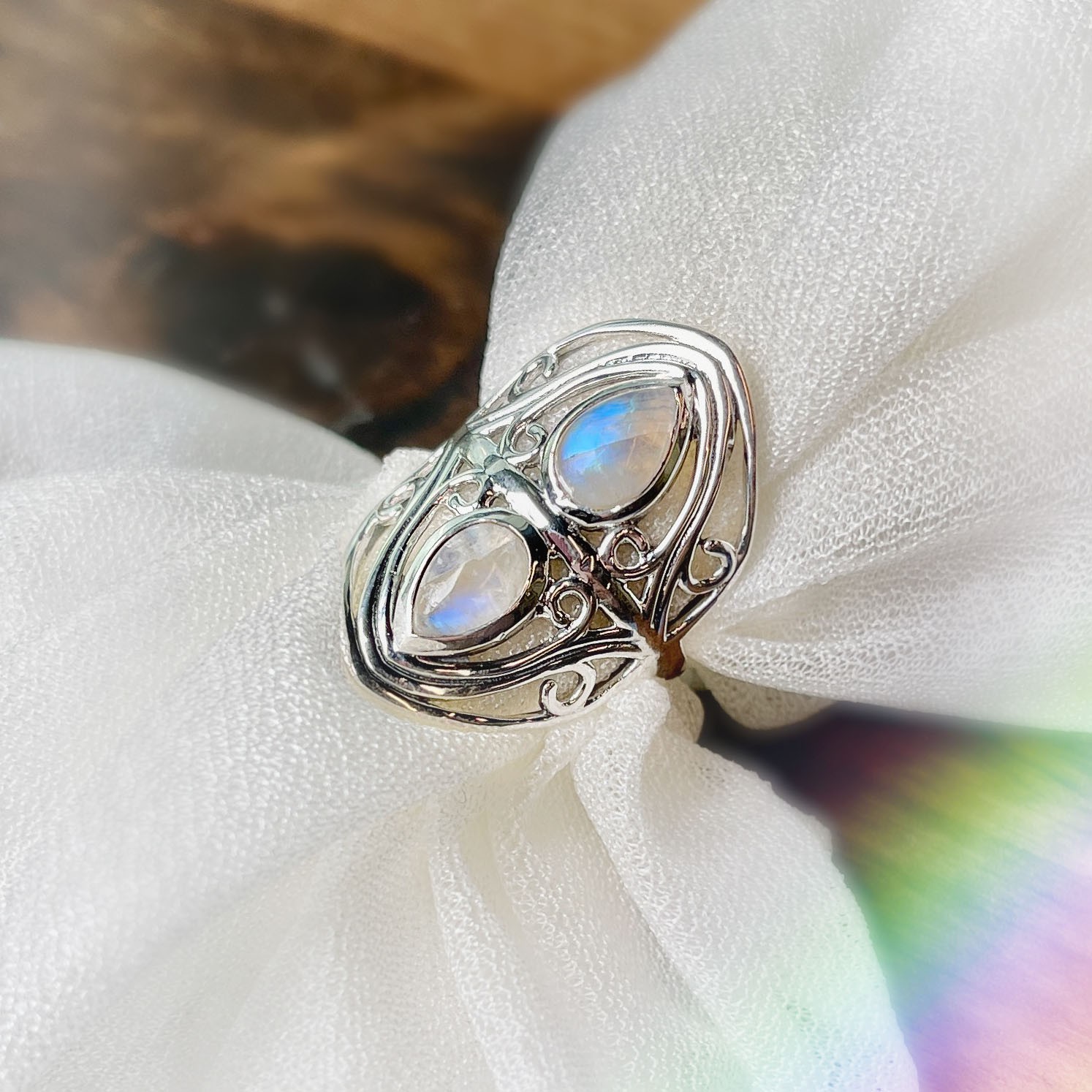 Moonstone Ring, good Sterling Silver 925, Natural Gemstone Ring, Divine Feminine Metaphysical Stone, Manifestation Jewelry, Crystal Ring