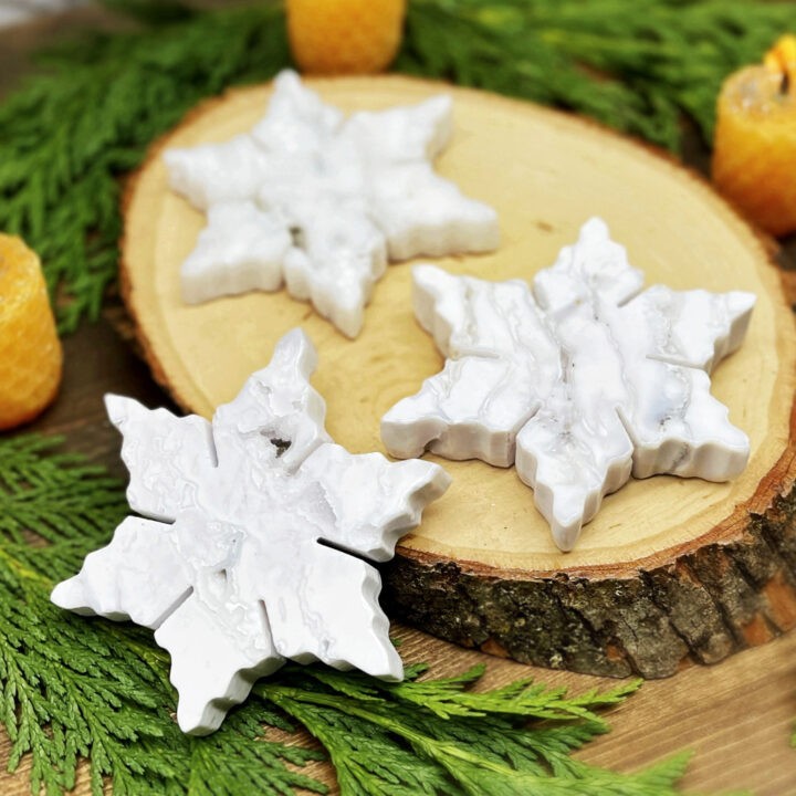 Yule Harmony White Agate Snowflake