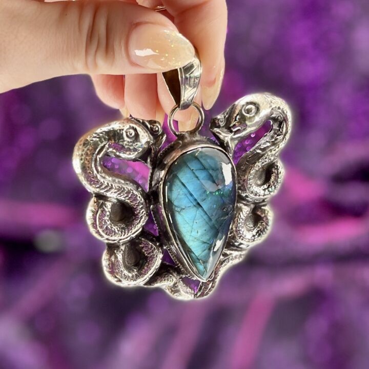 Labradorite with Snake and Flower Filigree Pendant