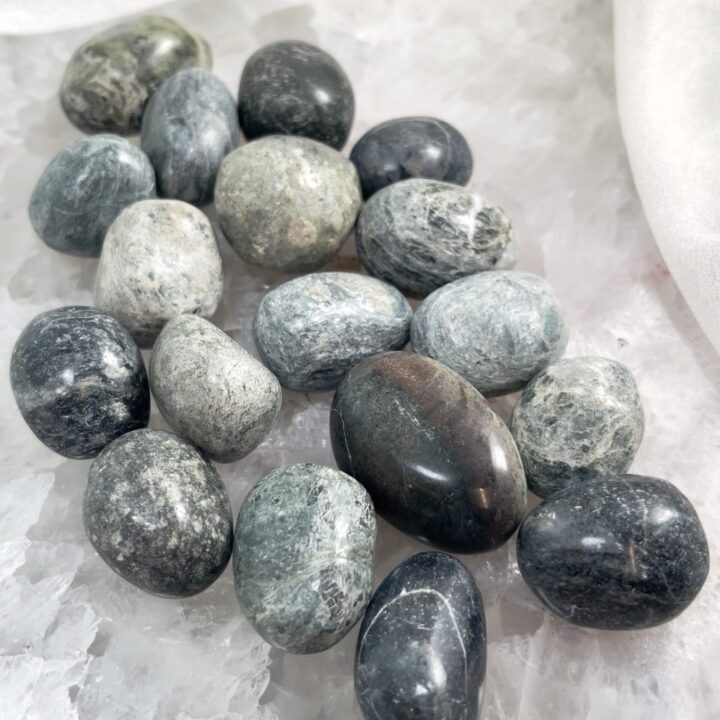 Tumbled Actinolite