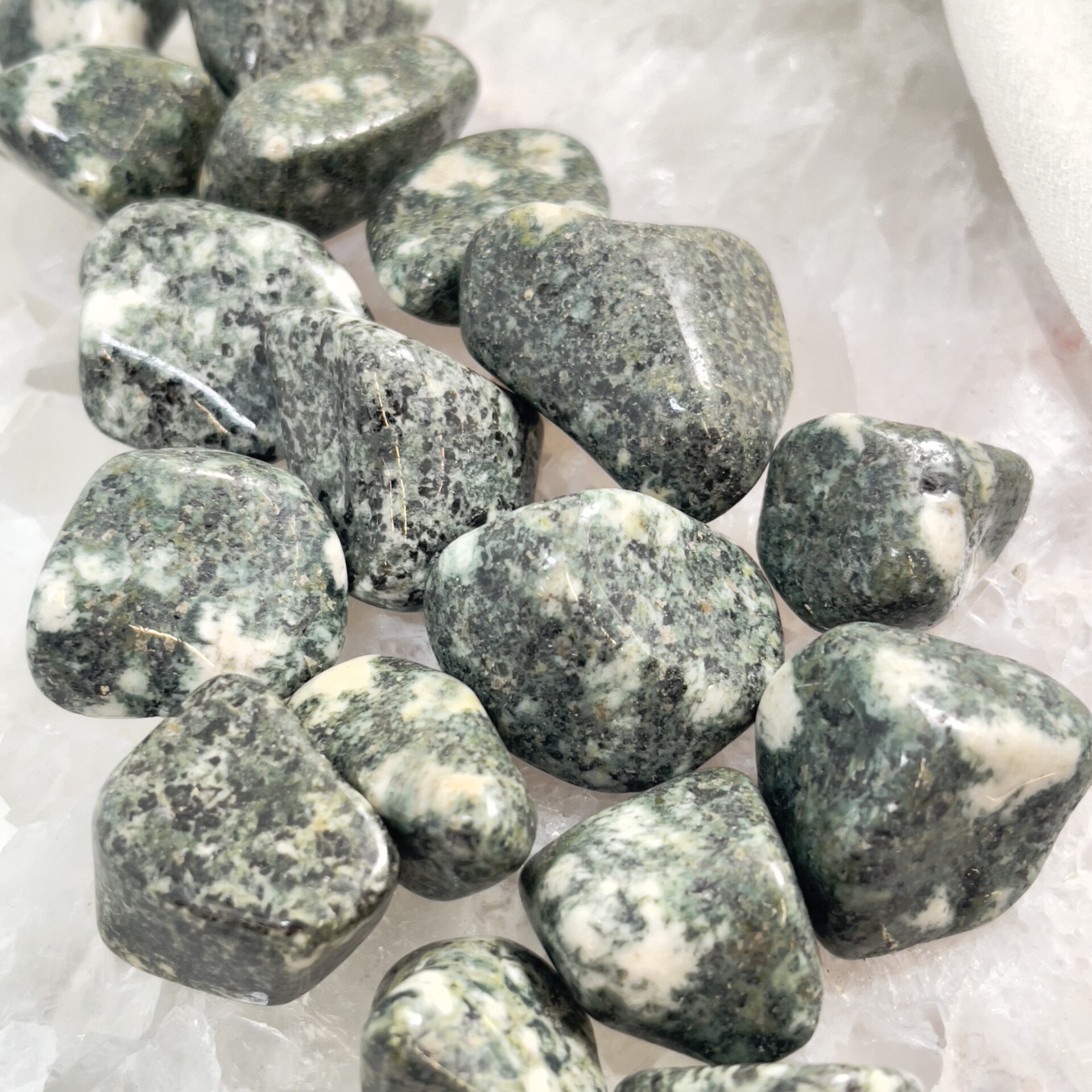 Tumbled_preseli_bluestone_1of2