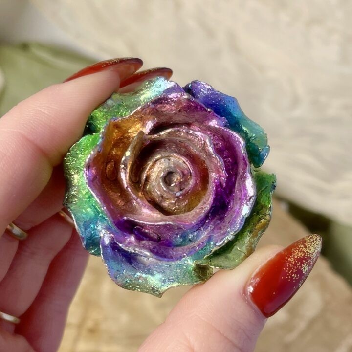 Bismuth Rose