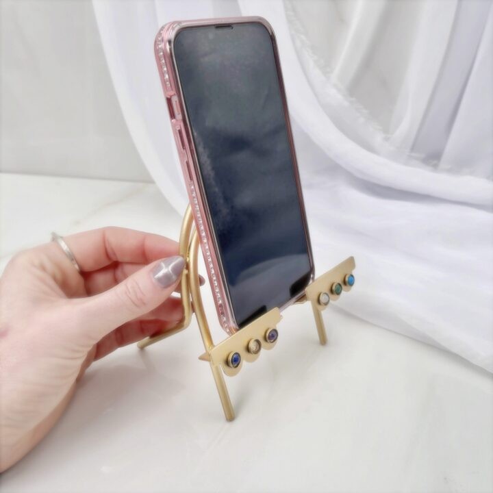 Gemstone Phone Throne