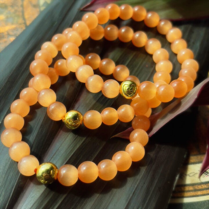 Peach Cats Eye Bracelet