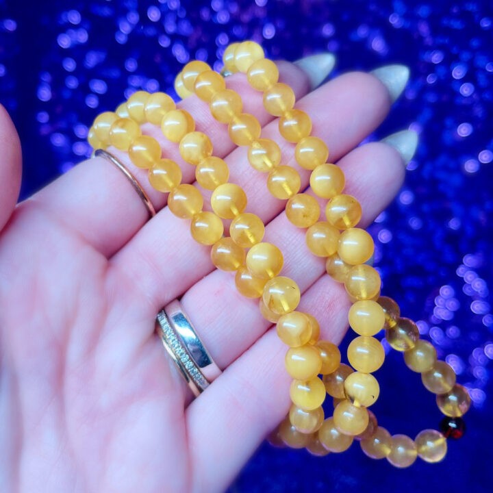 Amber Mala