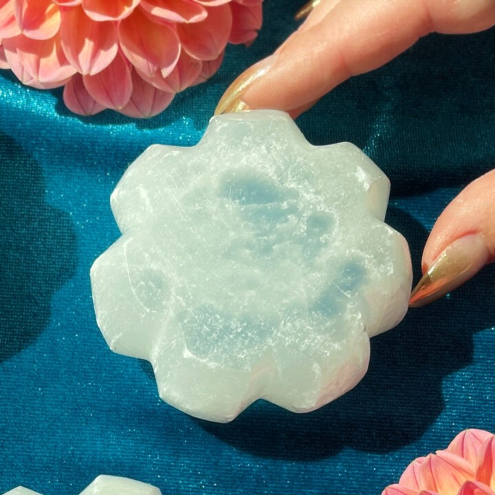 Selenite Flower Charging Plate