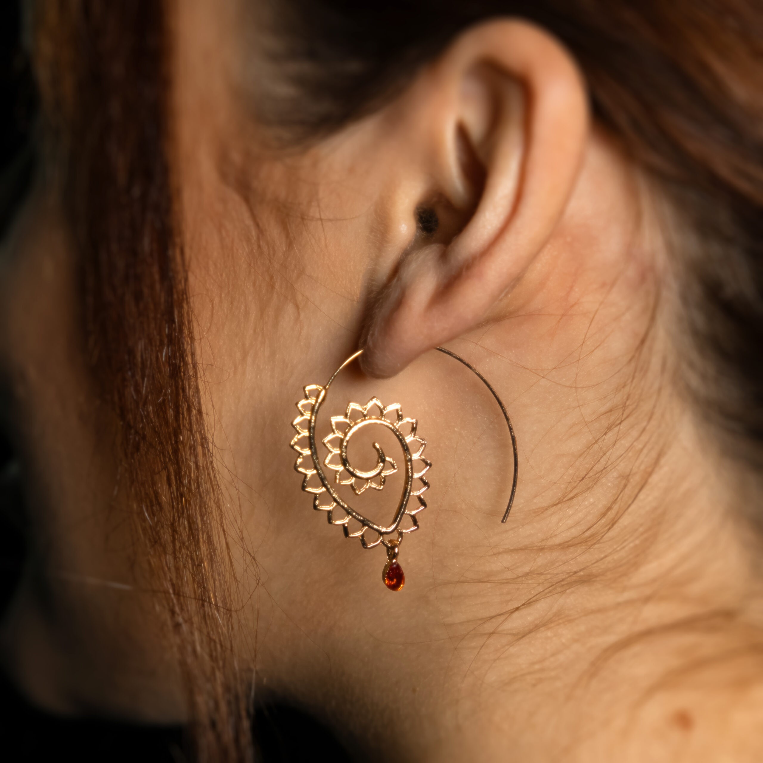 Spiral hotsell Gold Stud Earrings with Garnet