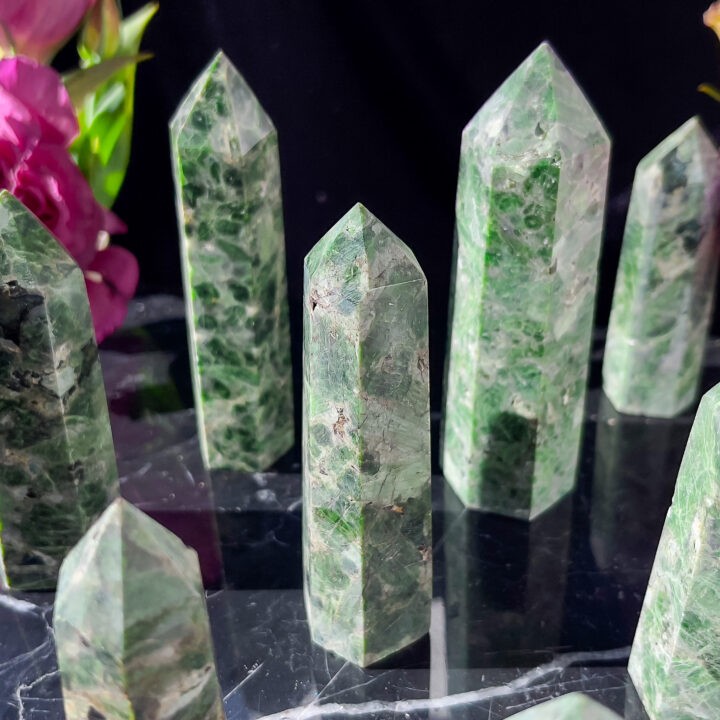 Peaceful Healing Green Lepidolite Generator