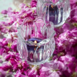 Glass Tulip Tea Light Holder