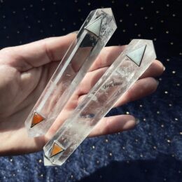 Misfit Minerals: Clear Quartz Vogel with Aquamarine & Carnelian