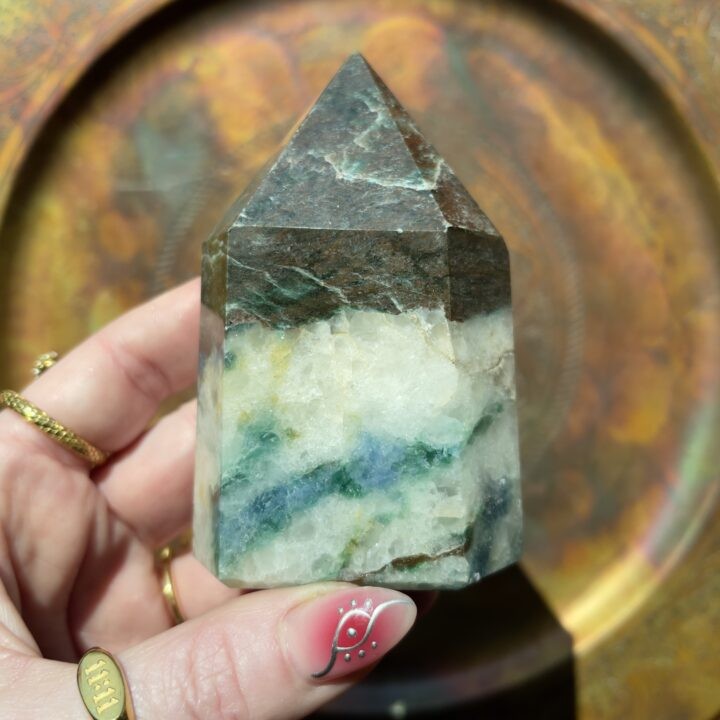 Gemstone Sale: Blue & Green Kyanite with Spessartine Garnet Generator